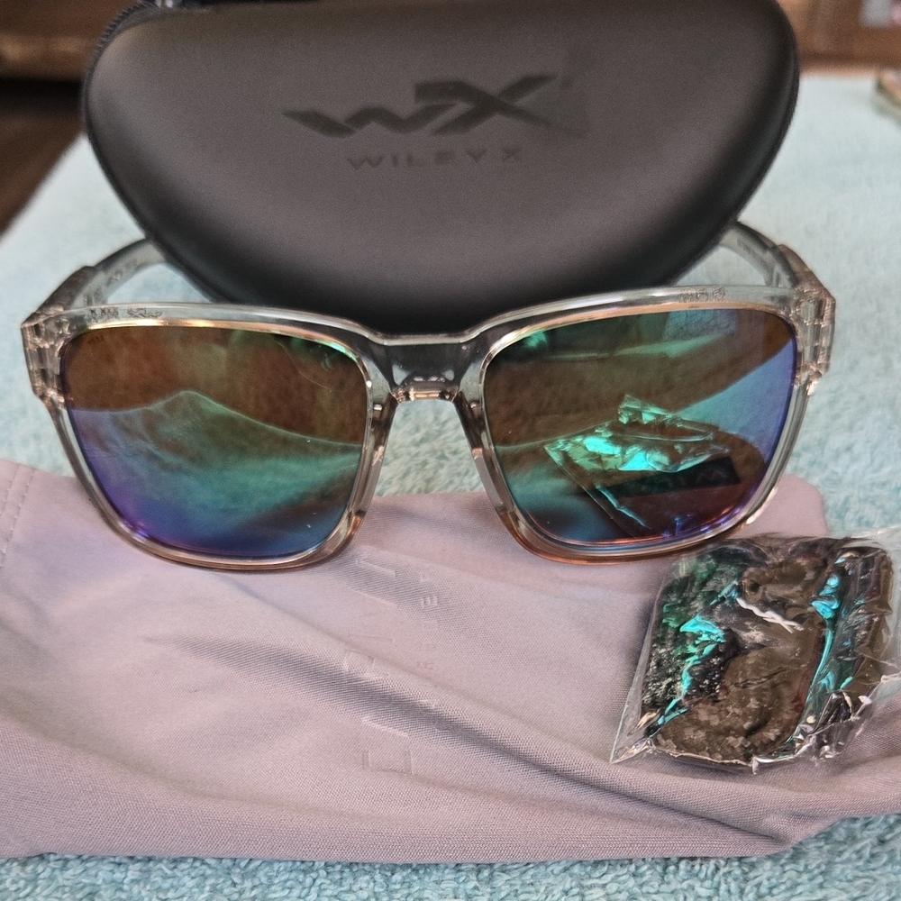 Wiley X Sunglasses with Iridescent Lenses